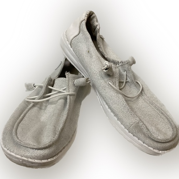 Hey Dude Shoes - Hey Dude Shoes Womens 7 Wendy Stretch Sparkling White Mocs Laced